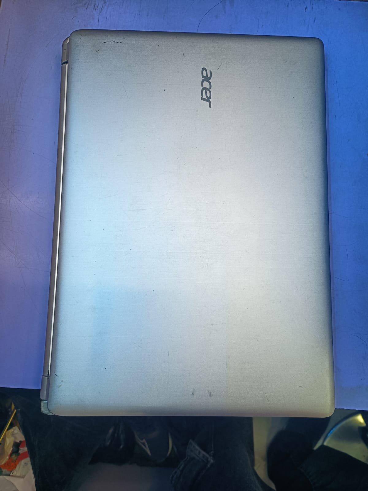 Olds Acer Laptop Pentium Gold/7th generation/4g.b/500 g.b