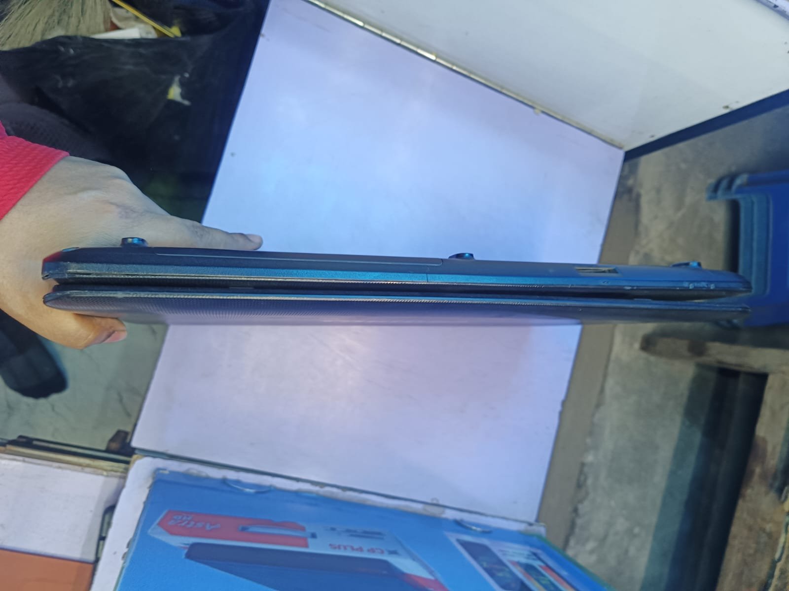 Olds Toshiba Laptop i3/1st/4g.b/500 G.b Hdd
