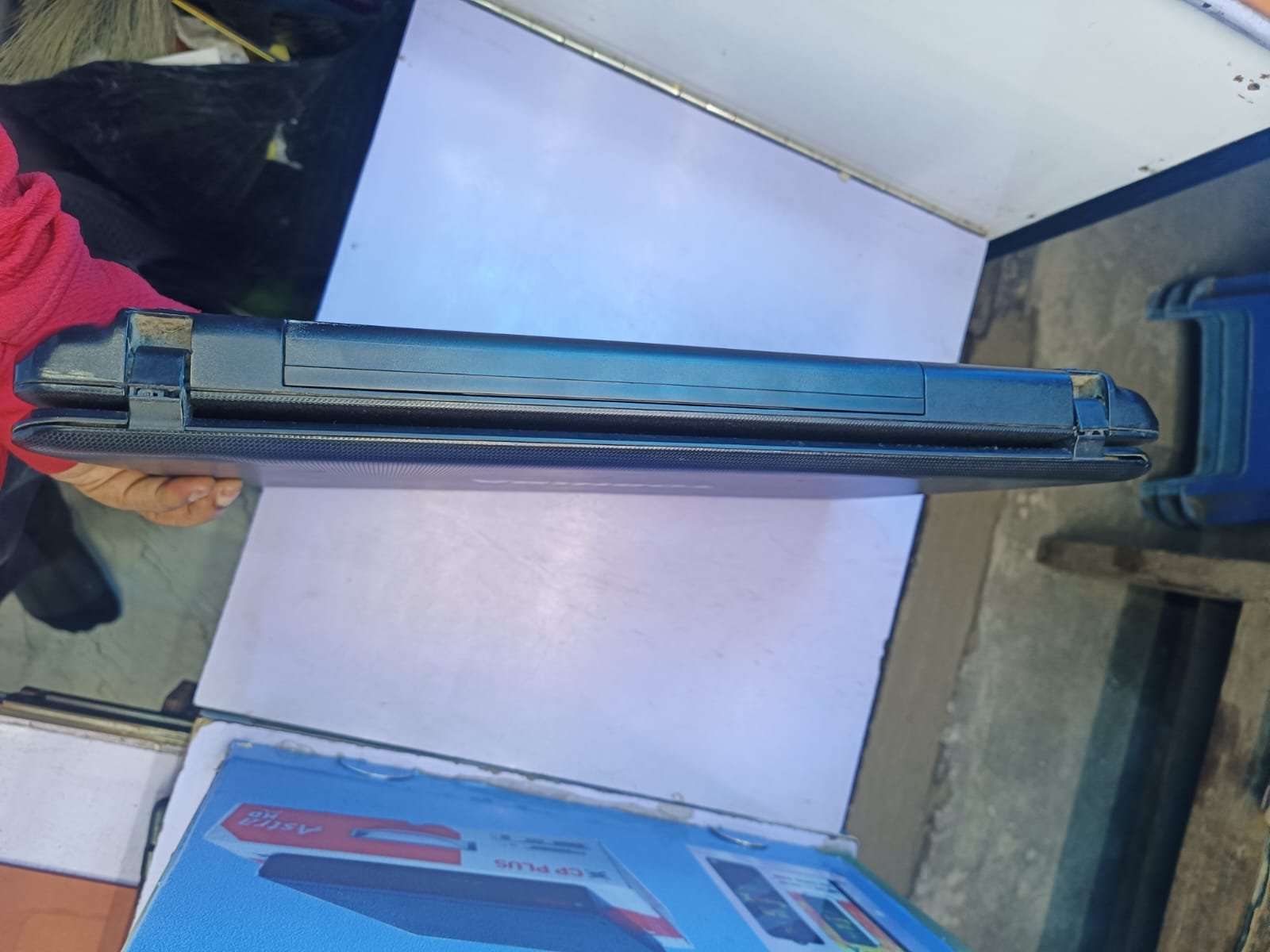 Olds Toshiba Laptop i3/1st/4g.b/500 G.b Hdd