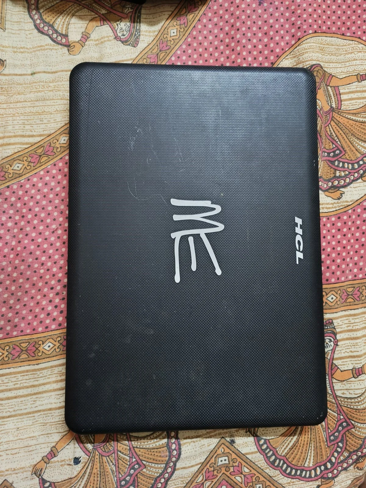 HCL LAPTOP i5/2ND/4G.B/500G.B HDD